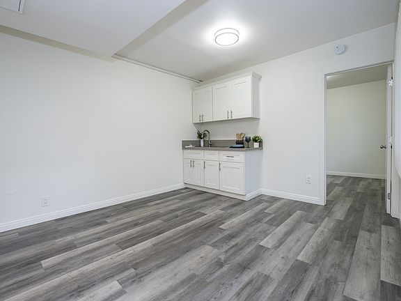 5th image of 10121-10131 S Buford Ave #2
