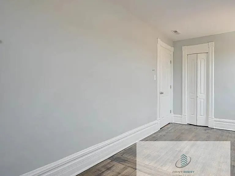2926 S Wallace St #3R — Photo 7