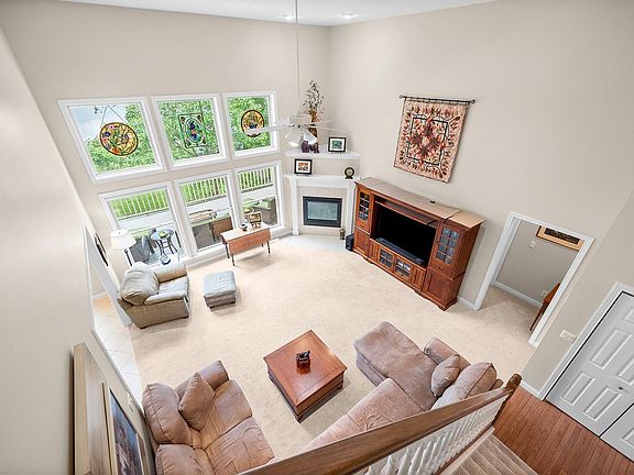4th image of 550 N Admirals Pointe Dr