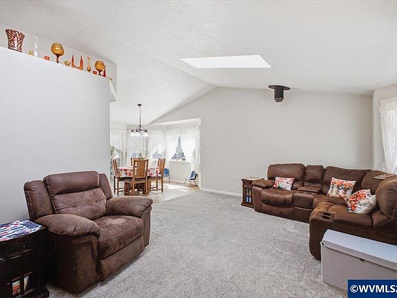 5th image of 772 Cherry Blossom Ln