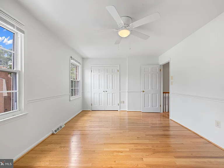 1260 Masters Dr — Photo 27