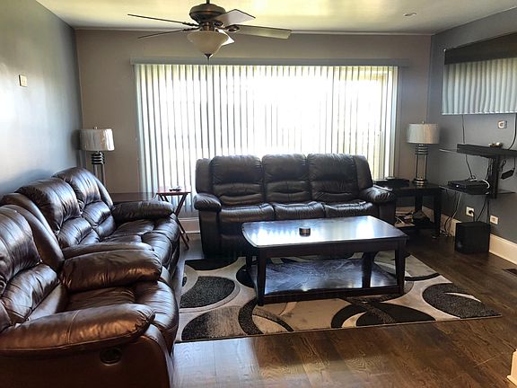 3rd image of 5011 S Central Ave #1