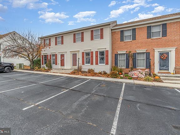 3rd image of 6344 Darlington Dr