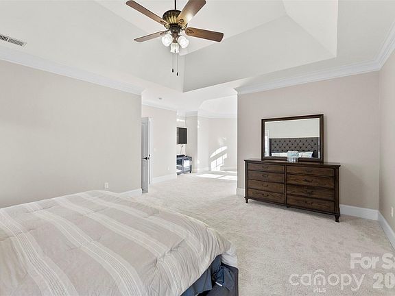 5th image of 4134 Burnage Hall Rd