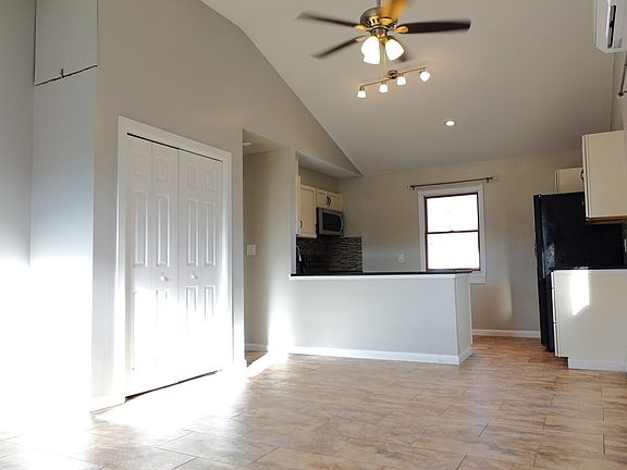5th image of 13 Hinton Ave Floor 2