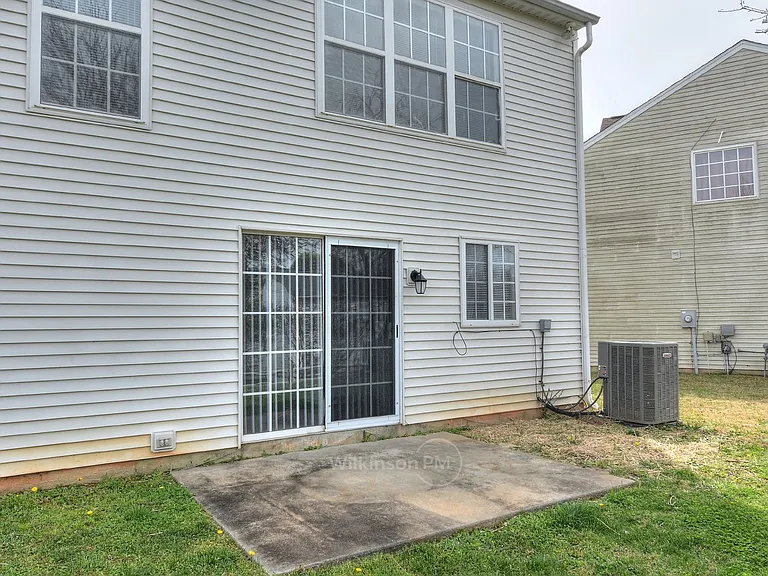 7507 Double Springs Ct — Photo 36