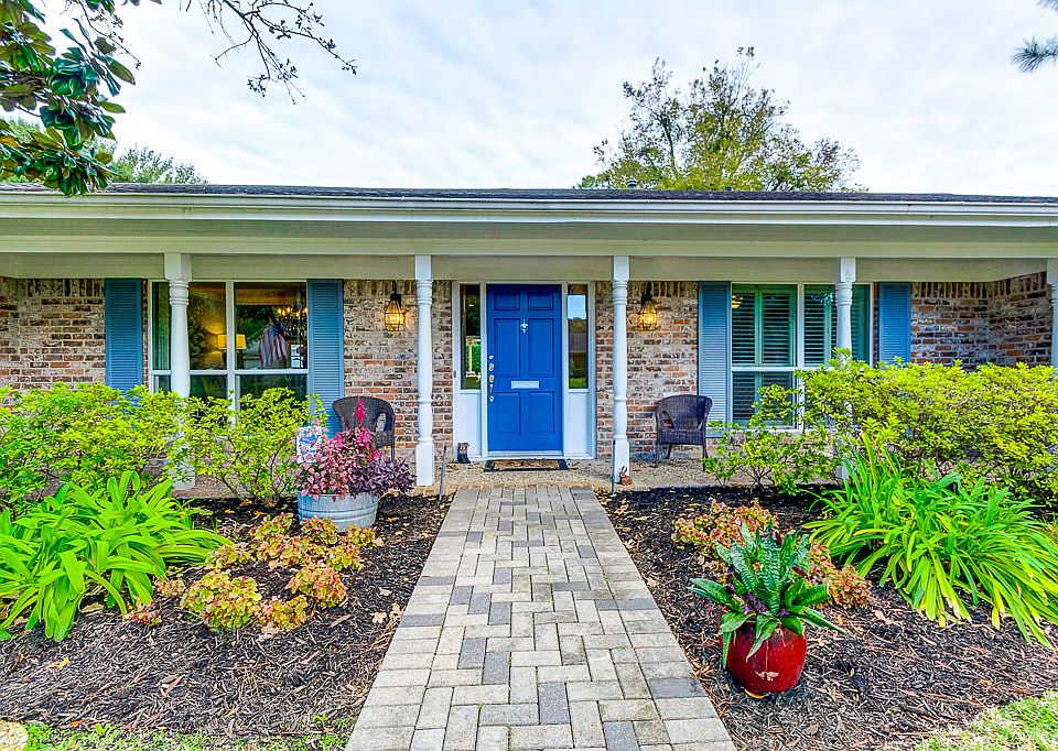 1st image of 10326 Candlewood Dr