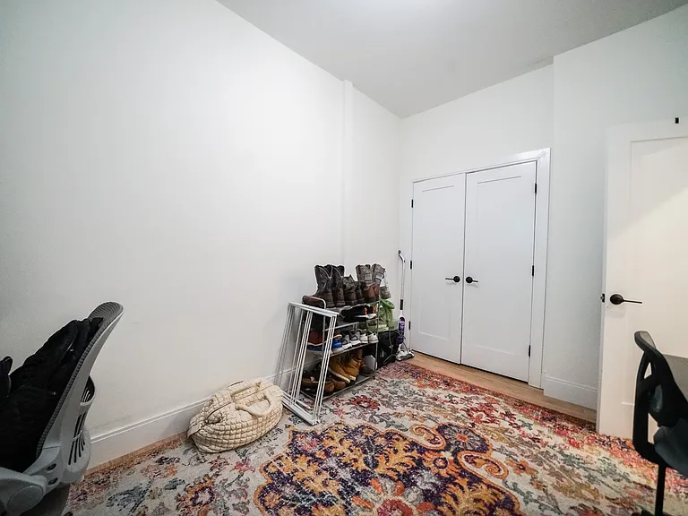 308 Saratoga St — Photo 14