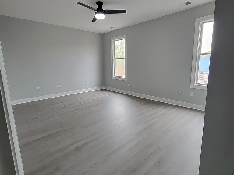 517 Poplar St #C — Photo 5