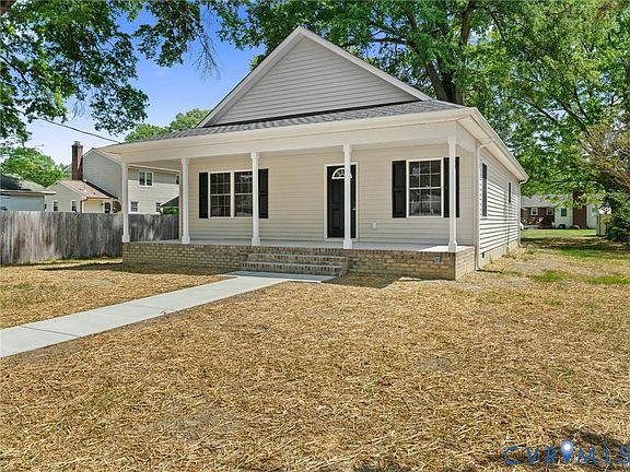 3rd image of 3104 Saint Charles St