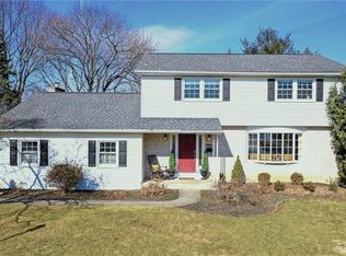 938 Parkway Rd, Allentown, PA 18104