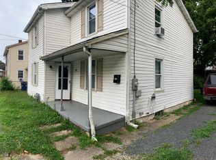 64 Pine St, Beverly, NJ 08010