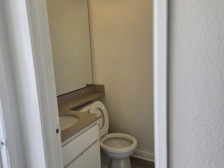 936 Fairway Dr #25 — Photo 10