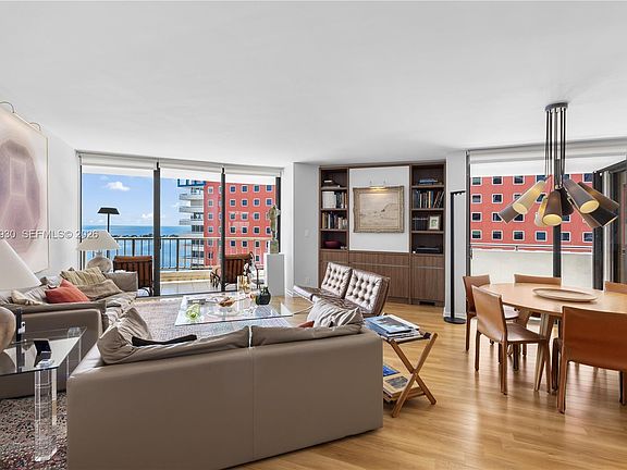 2nd image of 1581 Brickell Ave APT 1105