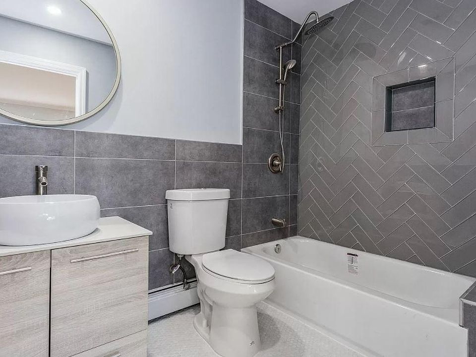 2nd image of 75 Cumberland St