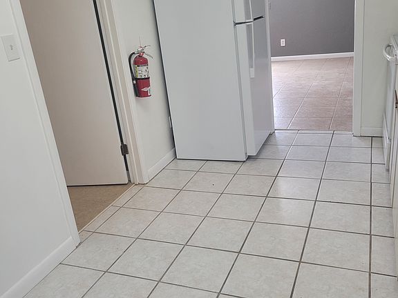 3rd image of 5437 29th Ave S Suite C
