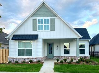 6884 Garden Trail Ave, Springdale, AR 72762