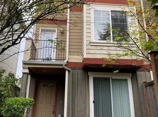 12028 33rd Ave NE APT C, Seattle, WA 98125
