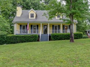 218 Lexington Dr, Woodstock, GA 30188