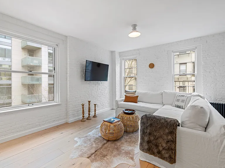 57 Thompson St #4E — Photo 6