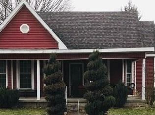 265 W Main St, Bloomfield, IN 47424