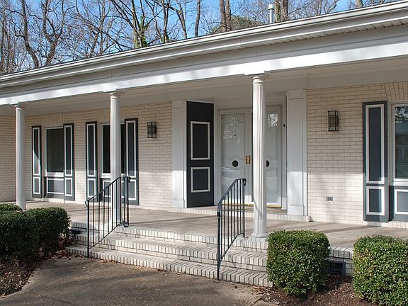 4th image of 1836 Longdale Dr
