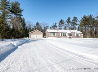 49 Penley Ln, Oxford, ME 04270