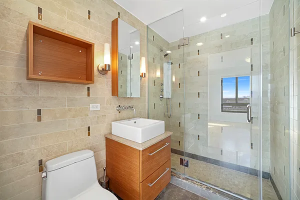 Rented by Oxford Property Group | media 30