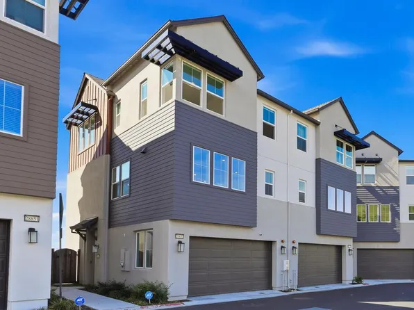 28837 Hideaway St, Hayward, CA 94544