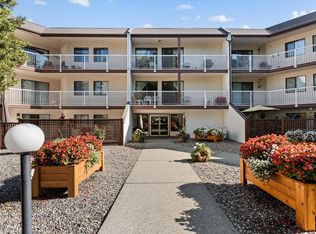 12890 17th Ave #301, Surrey, BC V4A 1T5