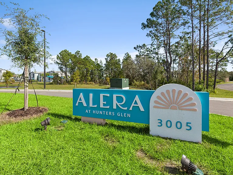 Alera at Hunters Glen — Photo 42