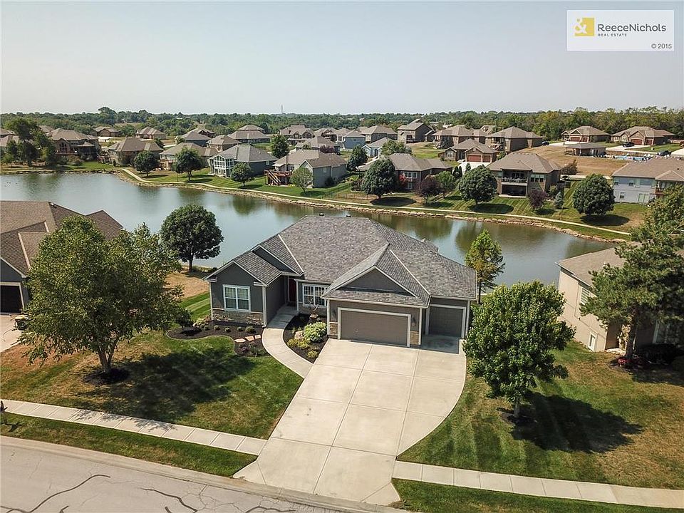 1st image of 15019 Lake Side Dr