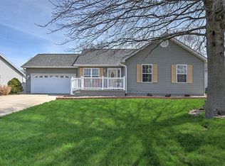 786 Gunnar Ln, Forsyth, IL 62535