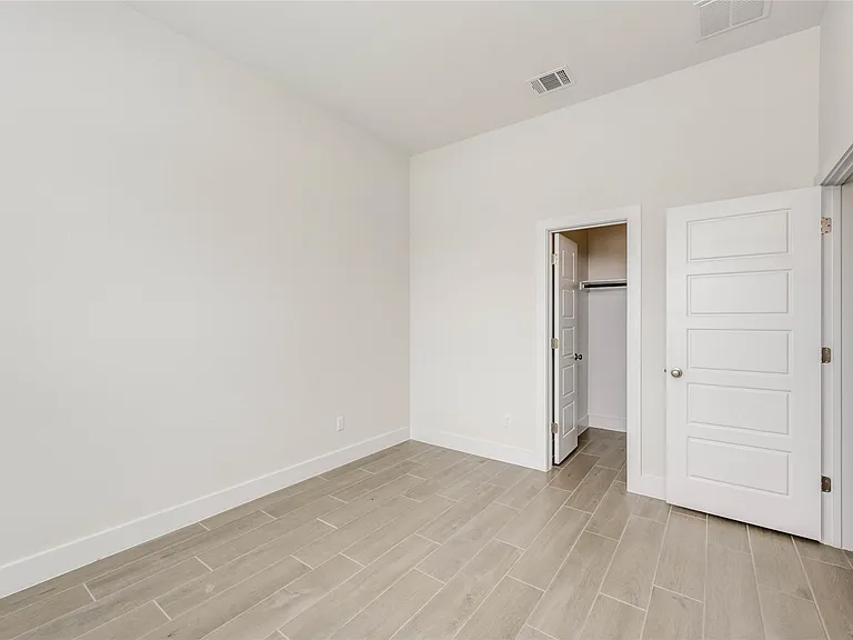 5417 Flowing Brook Cv — Photo 22
