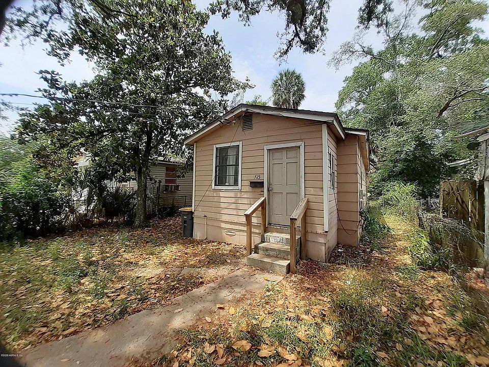 1st image of 723 Odessa St