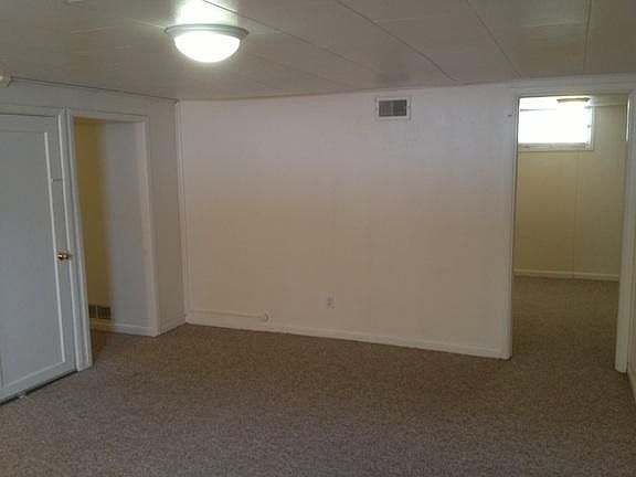 5th image of 936 1/2 Yale Ave