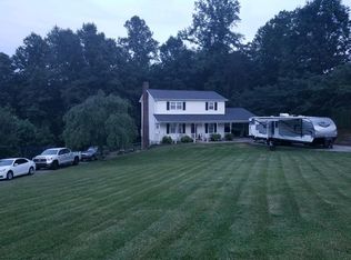 372 Three Oaks Dr, Hays, NC 28635