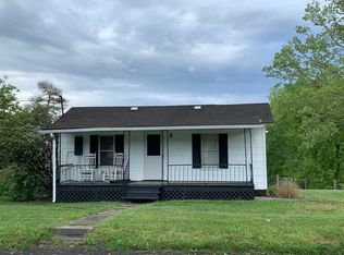 2092 Gatewood Rd, Fayetteville, WV 25840