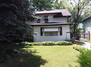 1128 N Rockton Ave, Rockford, IL 61103