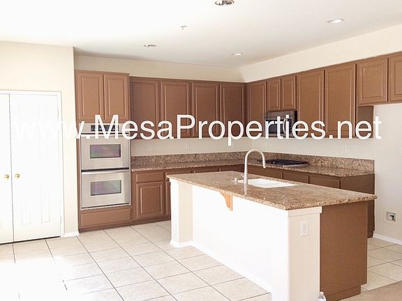 5th image of 16301 Avenal Pl