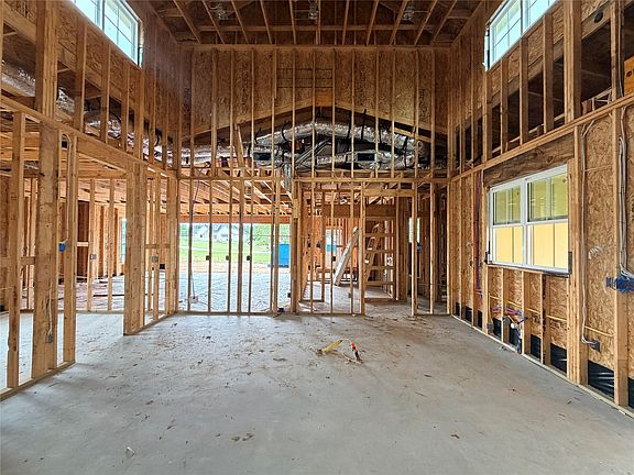 4th image of 45 Cecil Ct