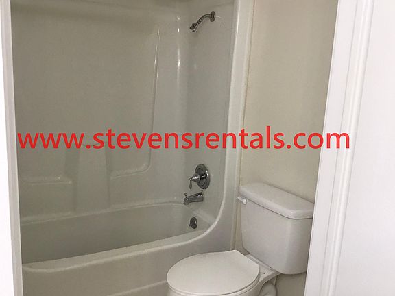 2nd image of 915 S Seminole Dr #15174864