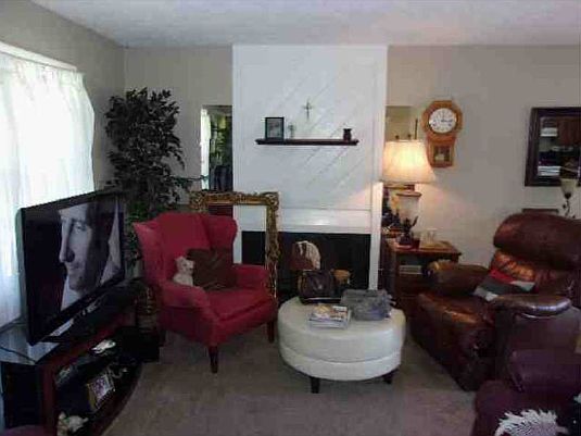 3326 living area