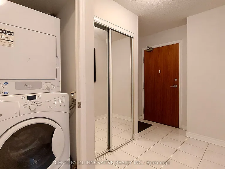 33 Elm Dr W #1012 — Photo 6