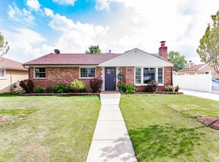 7707 W 80th St, Bridgeview, IL 60455