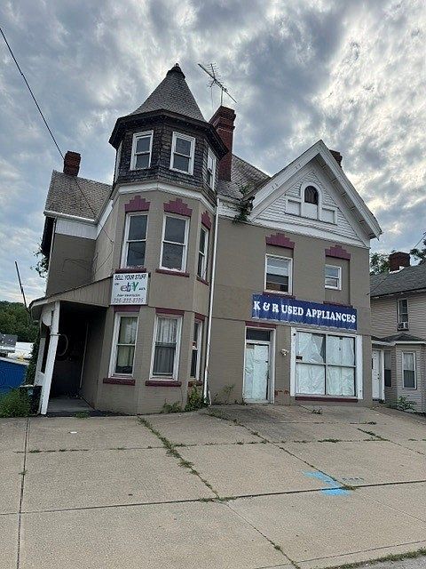 1st image of 445-449 Jefferson Ave