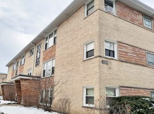 6814 N Northwest Hwy #201, Chicago, IL 60631
