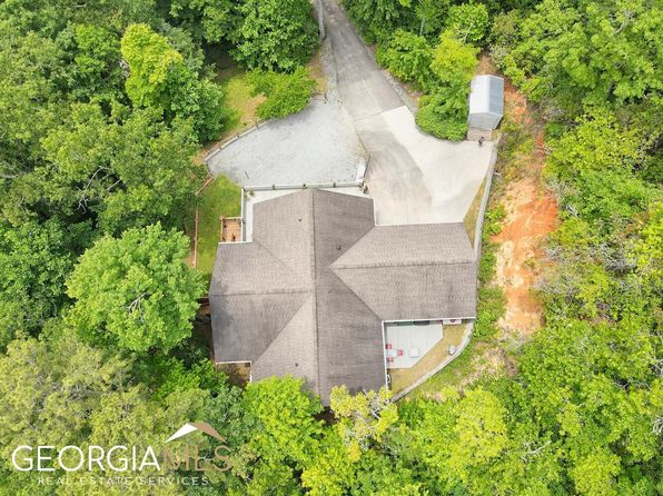 291 Smokehouse Knob Dr, Rabun Gap, GA 30568