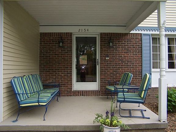 2nd image of 2154 White Oak Dr