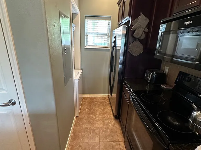 325 Majestic Dr #226 — Photo 8